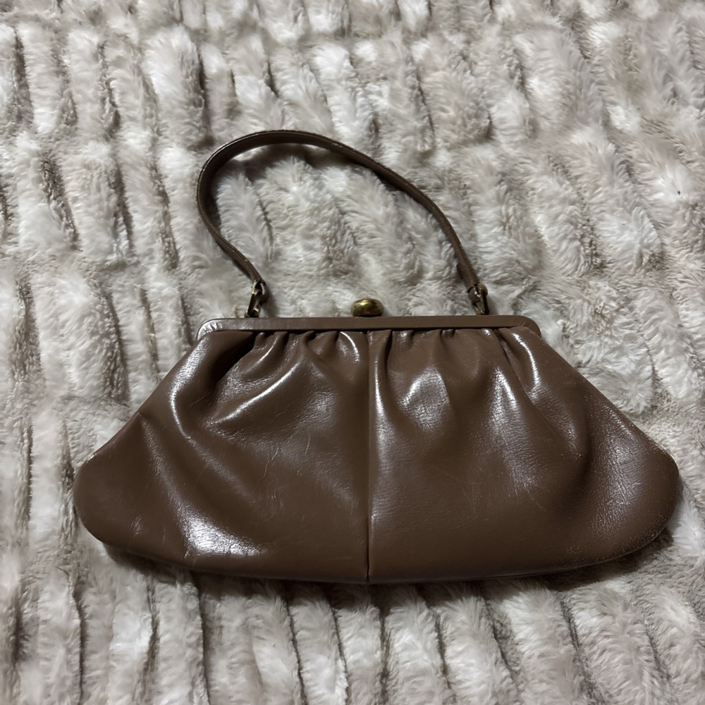 vintage 50's brown leather clutch handbag Metal Clasp With Original Mirror